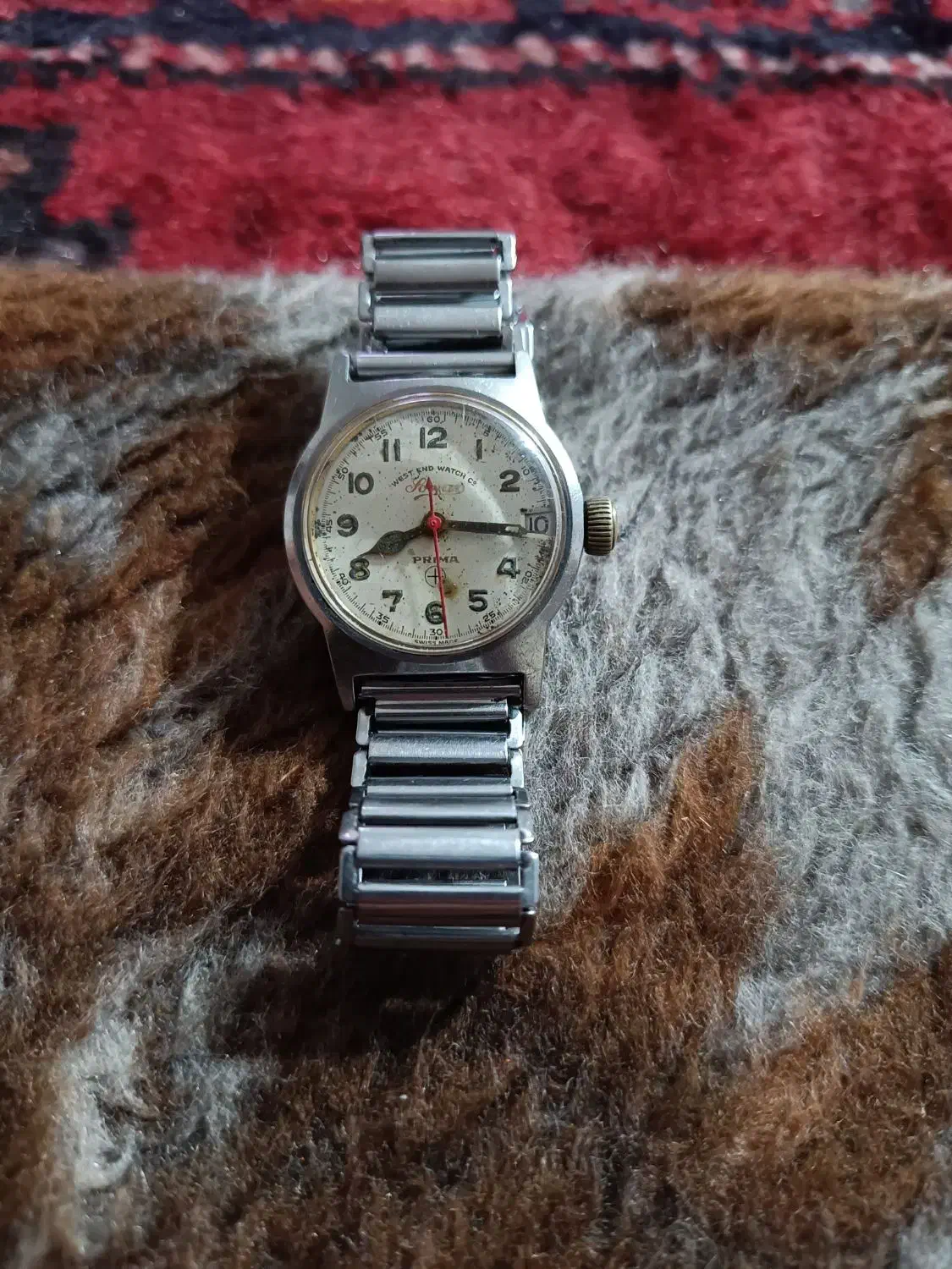 ساعت مچی بکر کهنه|ساعت|مراغه, |دیوار