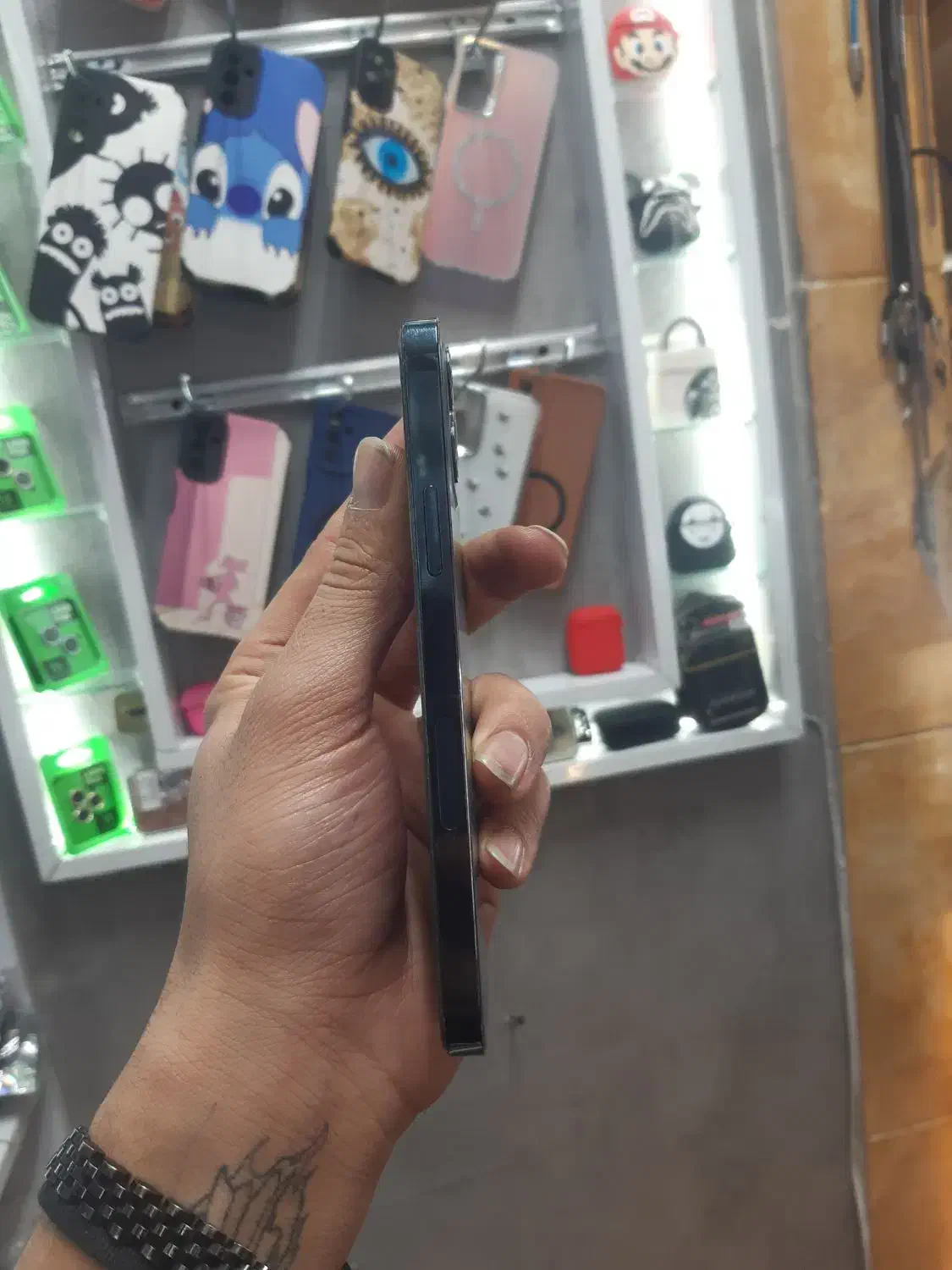 12proرنگ ابی/ ۲۵۶گیگ/ تک سیم /|موبایل|مشهد, کوی راد|دیوار