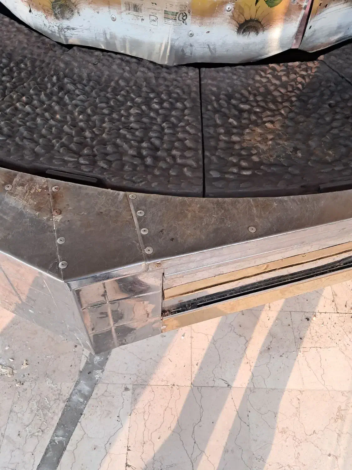 به یک نان دراور سنگگک دستگاه ریزشی|استخدام خدمات فروشگاه و رستوران|رشت, جانبازان|دیوار