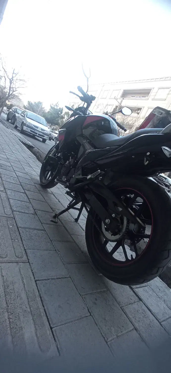 لیفان کی پی ای 200|موتورسیکلت|مهاباد (آذربایجان غربی), |دیوار