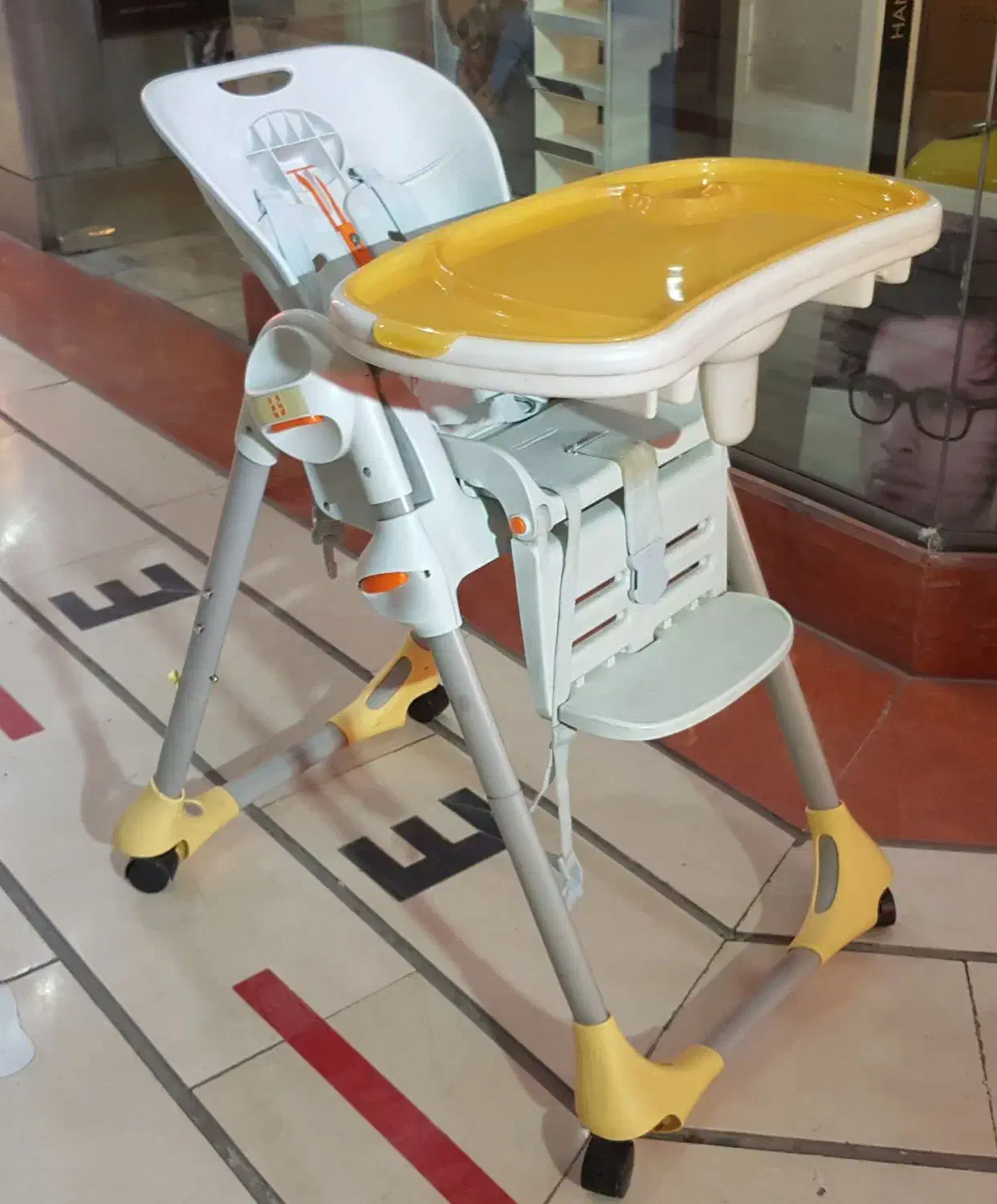 کالسکه پیرگاردین با کریر و صندلی کودک و گهواره|کالسکه و لوازم جانبی|شیراز, ارم|دیوار