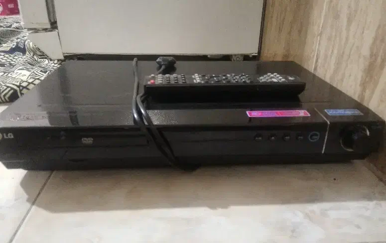 سی دی|پخش‌کننده DVD و ویدیو|مشهد, مهدی آباد|دیوار