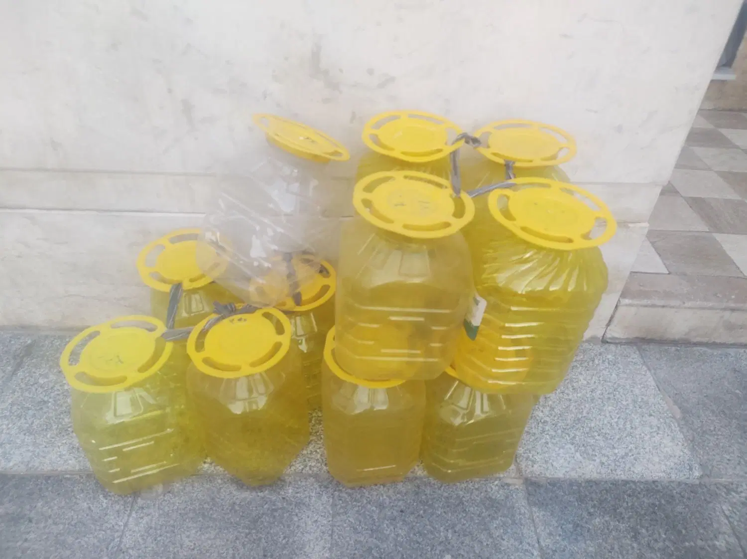 دبه ترشی|ظروف نگهدارنده، پلاستیکی، یک‌بارمصرف|اهواز, کمپلو شمالی|دیوار