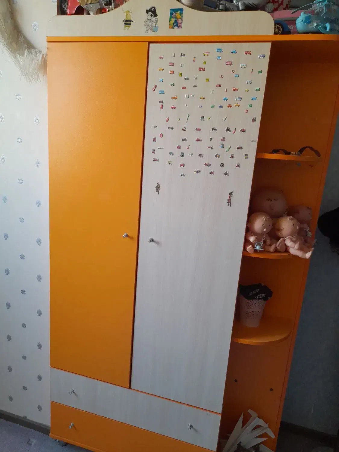 تخت نونهالی و نوجوانی|تخت و سرویس خواب|سمنان, |دیوار