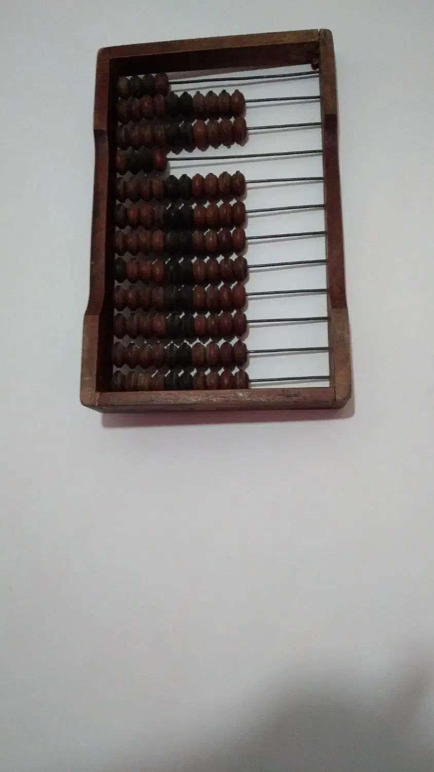 چرتکه چوبی  قدمت دار بالای ۱۰۰ سالشه|کلکسیون اشیاء عتیقه|رشت, جهاد|دیوار