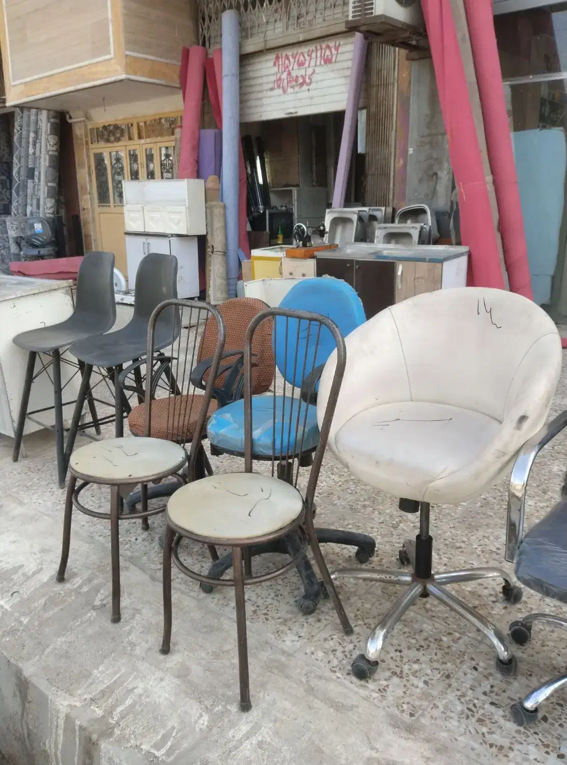 سرویس کابینت دارم حتابالاپاین دارم|صندلی و نیمکت|زاهدان, |دیوار