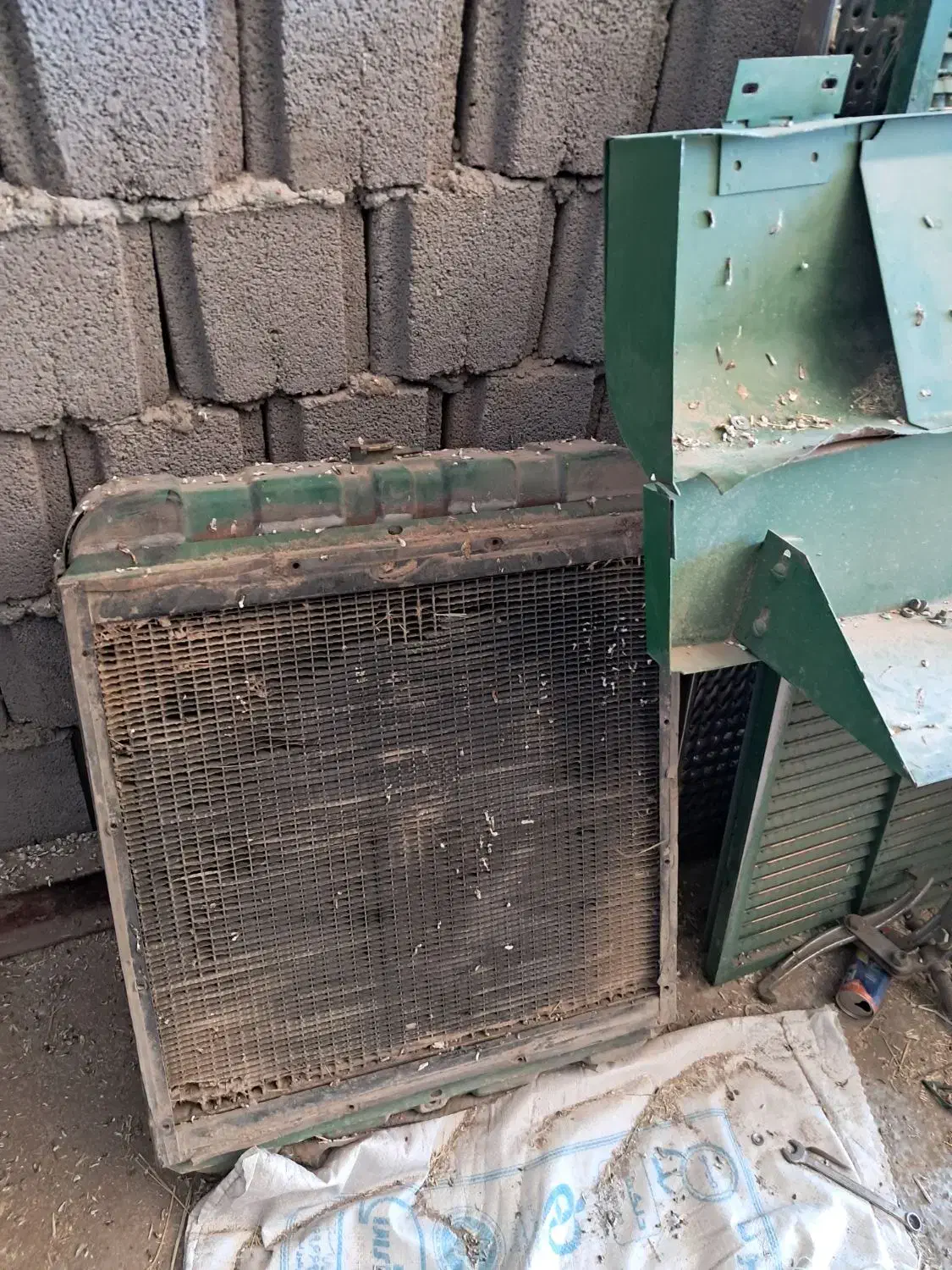 رادیات کمباین|قطعات یدکی و لوازم جانبی|قروه, |دیوار