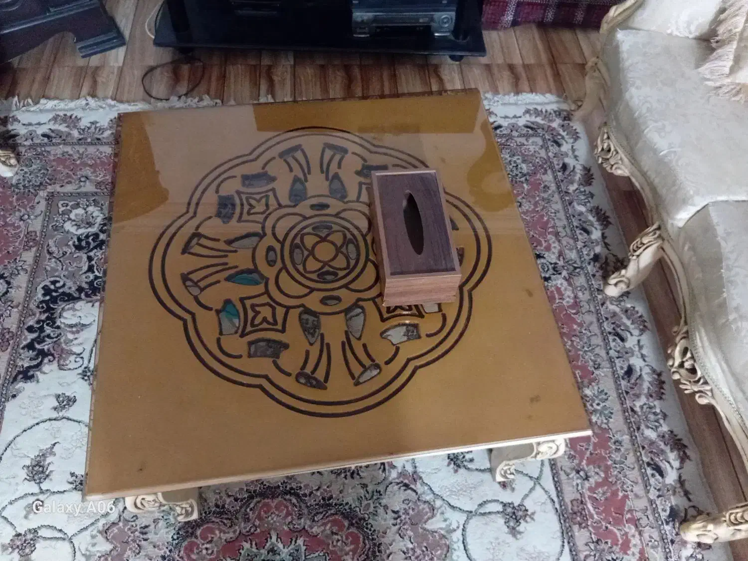 فروش یک سته مبل سلطنتی ۹ نفره ومیز ناهار خوری ۸نفر|مبلمان خانگی و میز عسلی|ساری, |دیوار