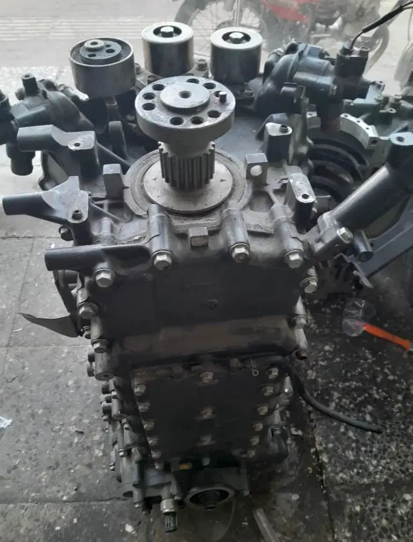 فروش موتور قایق ۳۵۰|قایق و سایر وسایل نقلیه|بندرعباس, |دیوار