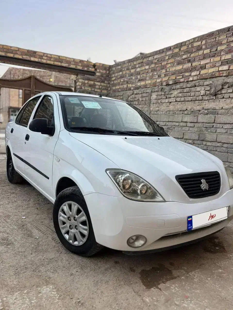 تیبا تمیز مدل ۹۹|خودرو سواری و وانت|زابل, |دیوار