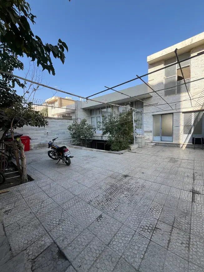 منزل کلنگی درب حیاط ۲۶۰ متر خ ساحل رباط|فروش زمین و ملک کلنگی|اصفهان, کساره|دیوار