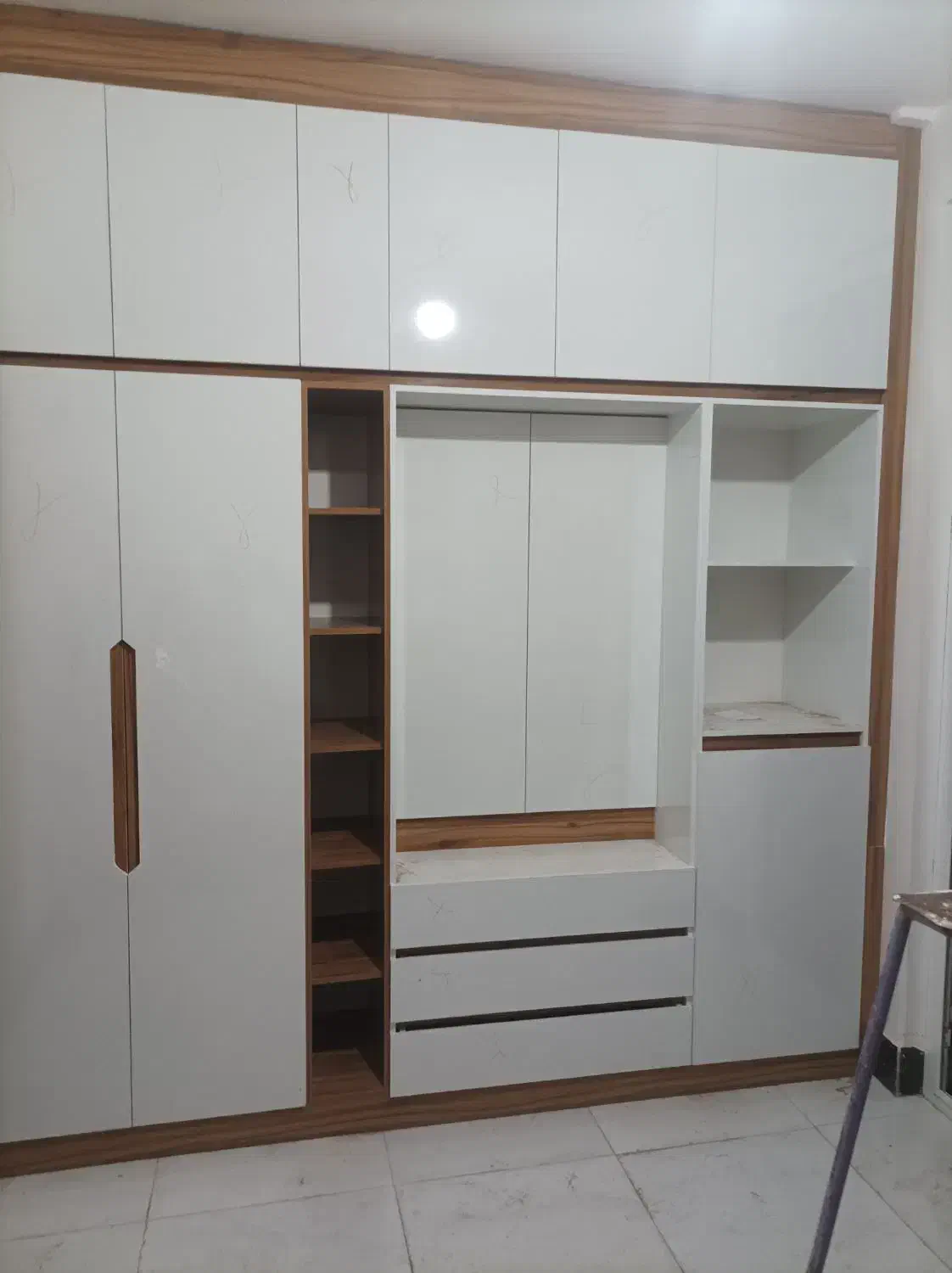 کابینت و کمد دیواری نوین دکور|خدمات پیشه و مهارت|نیشابور, کشتارگاه|دیوار