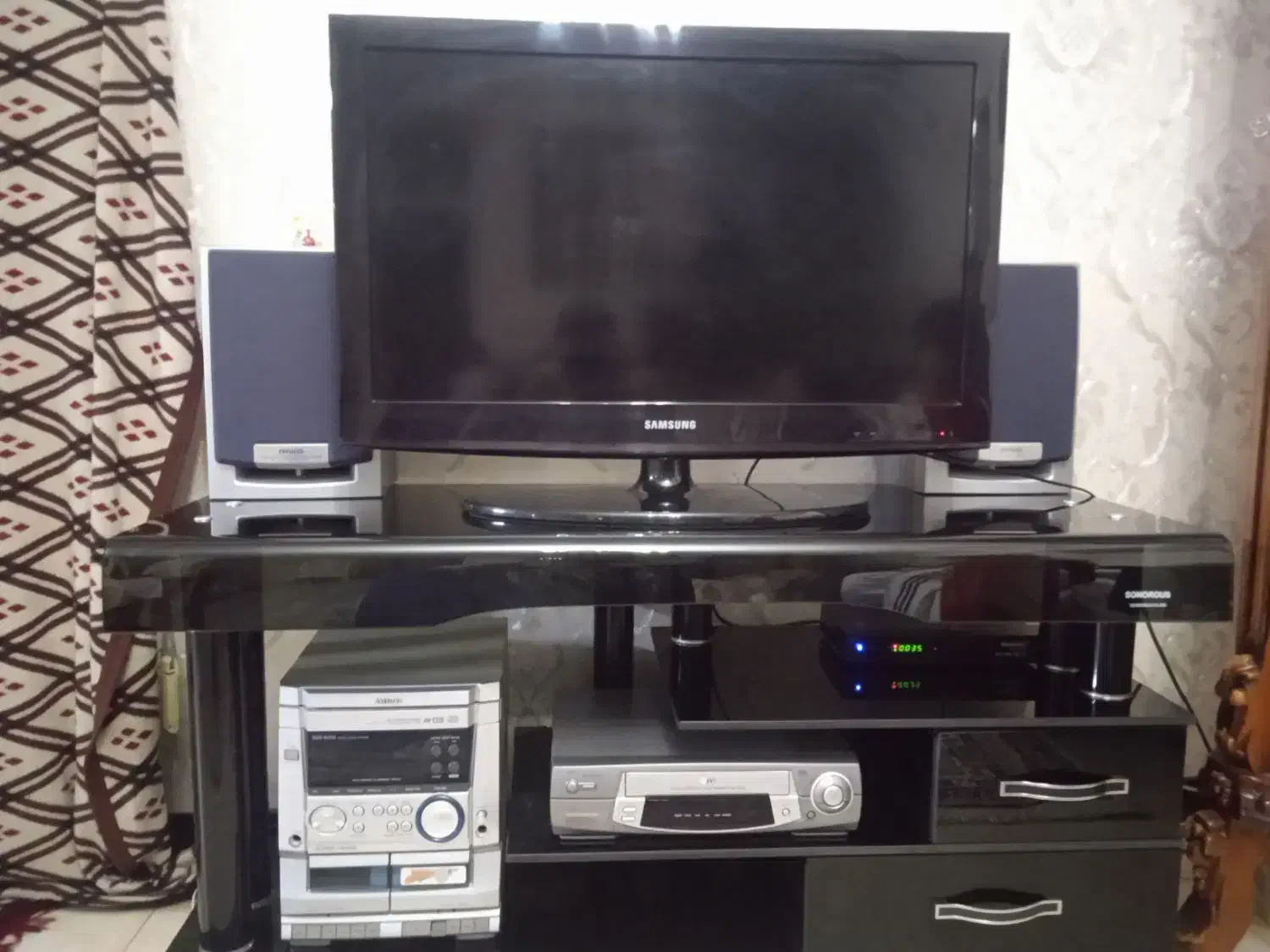 تلوزیون سامسونگ،میز|تلویزیون و پروژکتور|محمدشهر, عباس آباد|دیوار