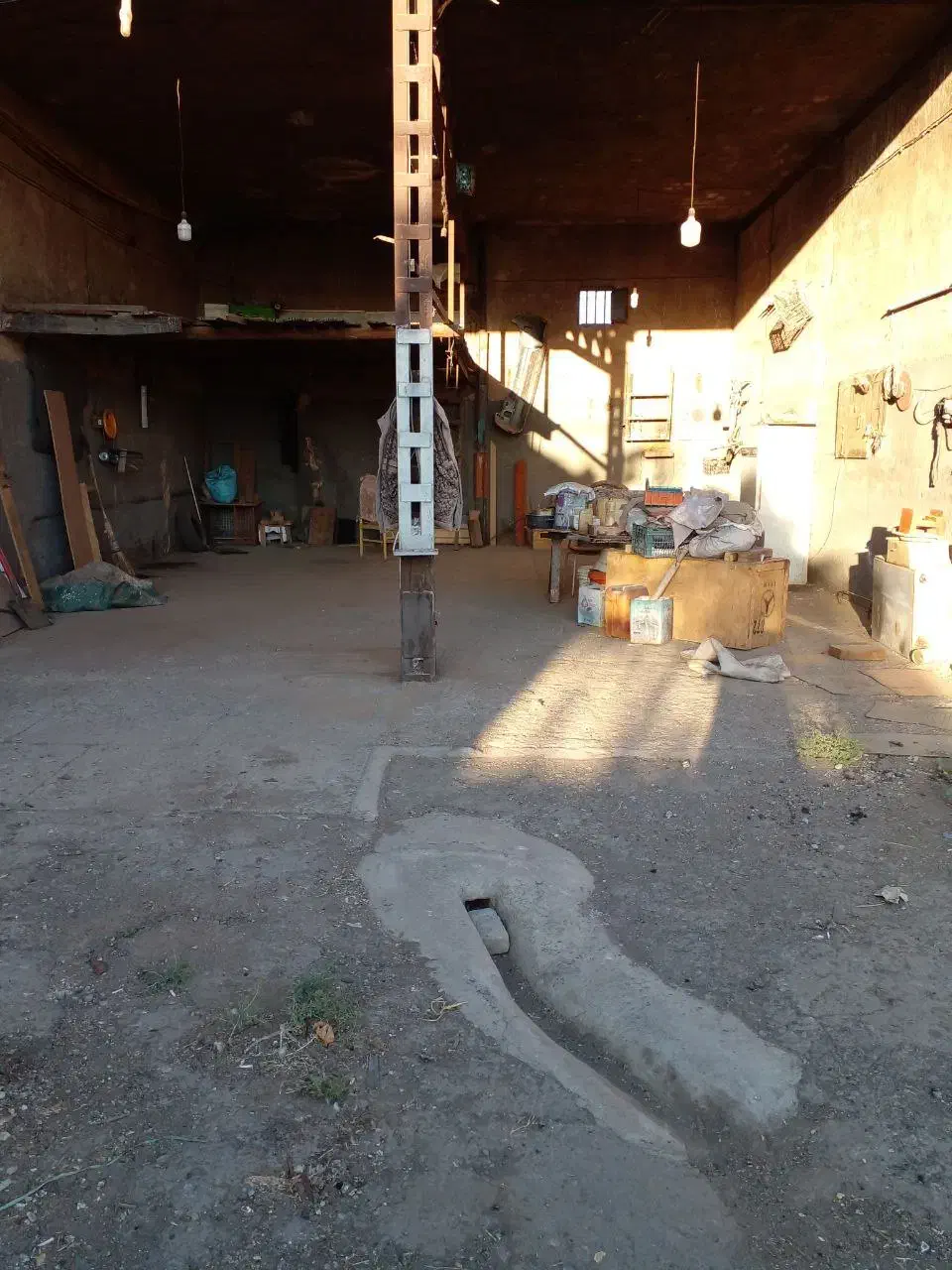 مغازه، گاراژ (اجاره ای) شهرک صنعتی خاوران|اجارهٔ دفتر صنعتی، کشاورزی، تجاری|سبزوار, شهرک صنعتی خاوران|دیوار