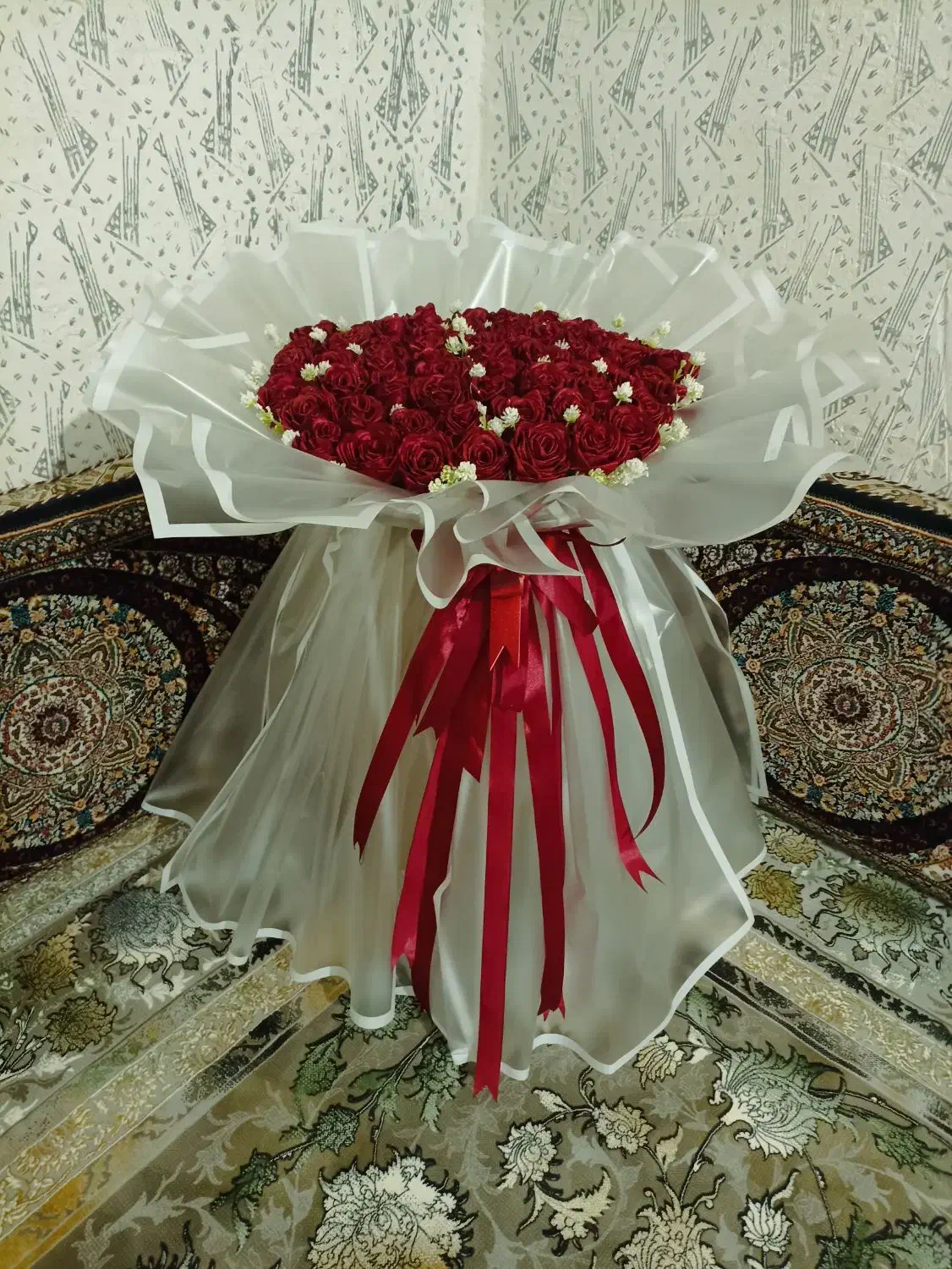 دسته گل  روبانی|گل مصنوعی|سنندج, |دیوار