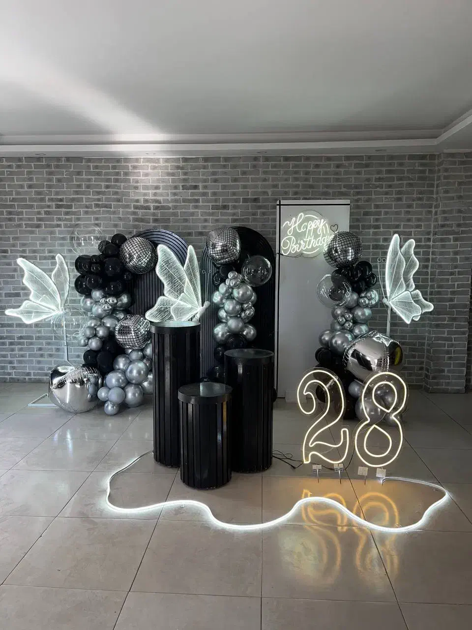 گل ارایی بادکنک آرایی|خدمات پذیرایی، مراسم|اندیشه, اندیشه فاز ۳|دیوار