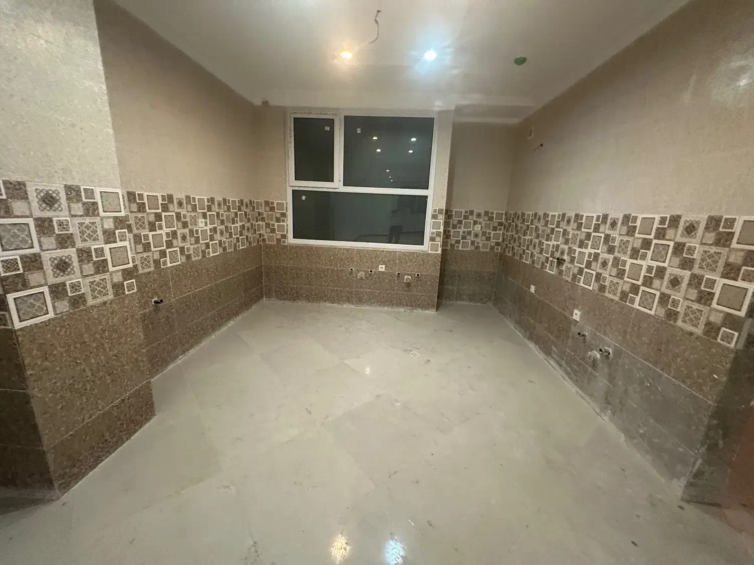 خیابان جم نوساز خشک ۱۳۰متر*خانه رنگی*|فروش آپارتمان|سمنان, |دیوار