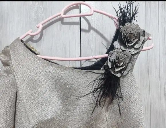 لباس مجلسی عروسکی|لباس|پاکدشت, پارچین|دیوار