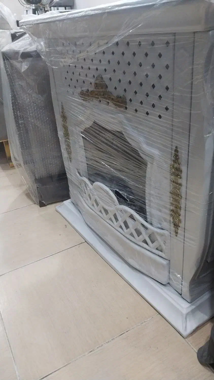 بخاری گازی فقط ۴۵۰۰نو|بخاری، هیتر، شومینه|بم, |دیوار