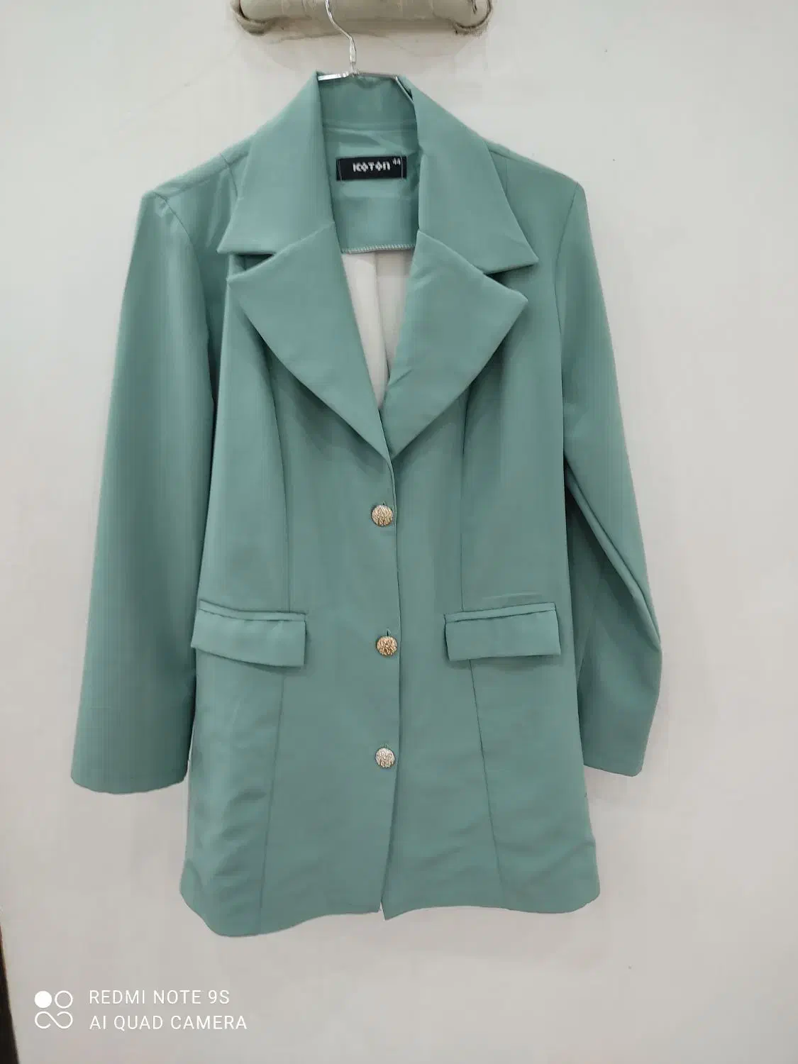 لباس مجلسی|لباس|شیروان (لرستان), |دیوار