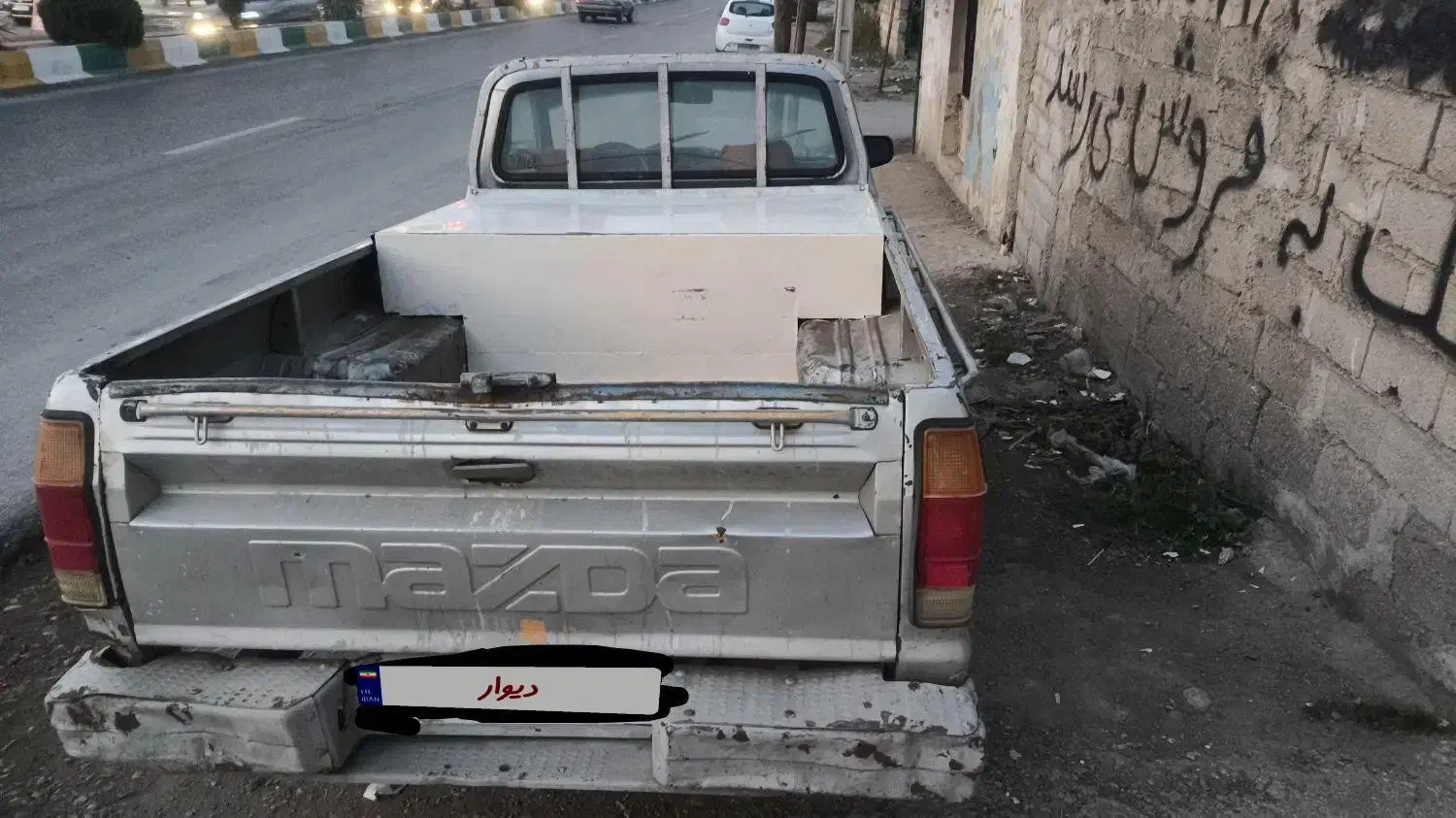 مزدا ۲۰۰۰ هزار مدل ۸۳|خودرو سواری و وانت|رامیان, |دیوار