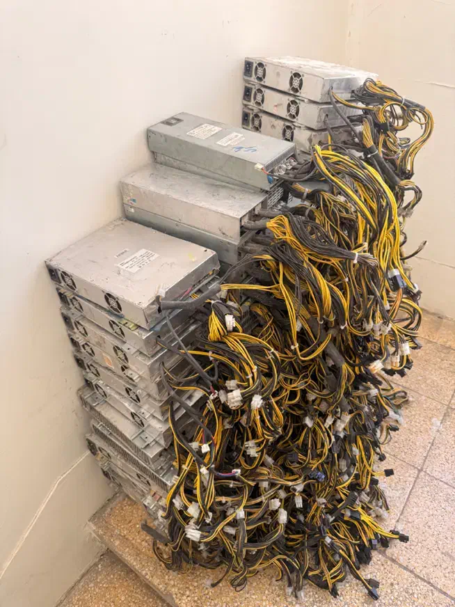 پاور ۱۰ امپر ۲۰ امپر|قطعات و لوازم جانبی رایانه|تهران, فلسطین (میدان انقلاب)|دیوار