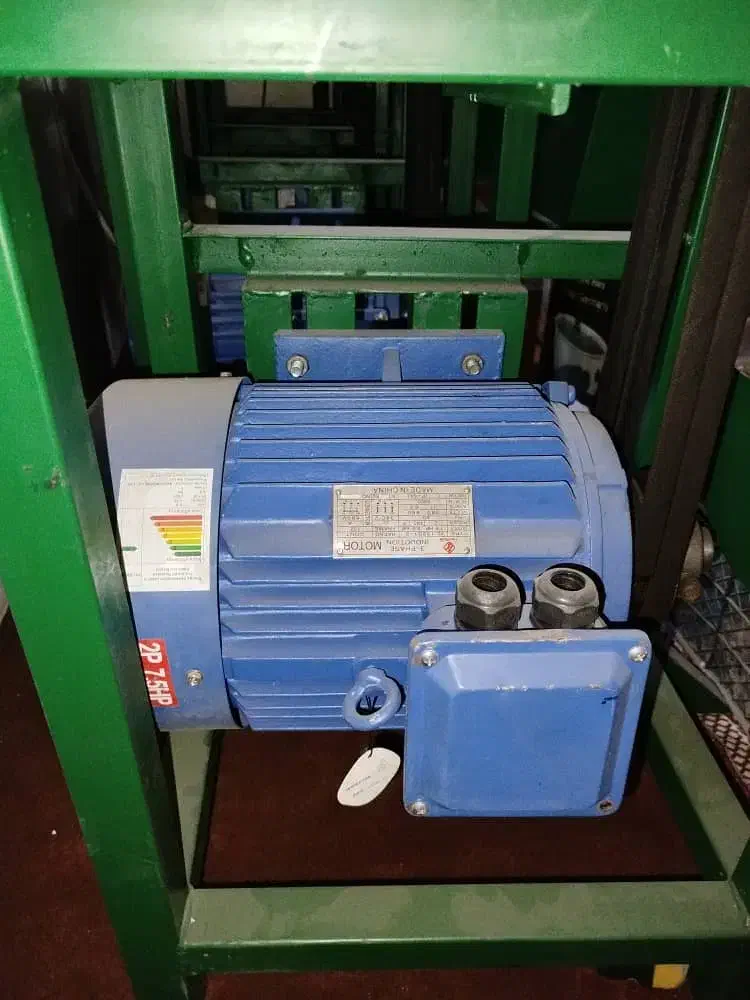 دستگاه آسیاب|ماشین‌آلات صنعتی|بم, |دیوار