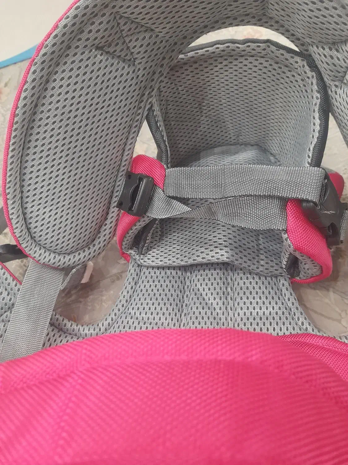 آغوشی نو اصلا استفاده نشده با کارتن|کالسکه و لوازم جانبی|نسیمشهر, |دیوار