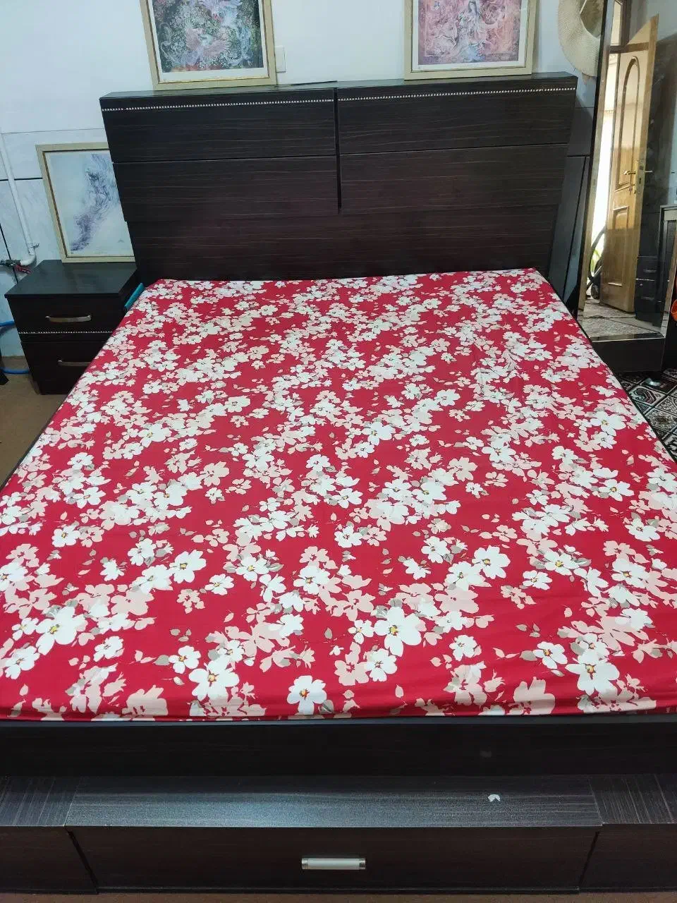 سرویس خواب|تخت و سرویس خواب|نجف‌آباد, امام خمینی|دیوار