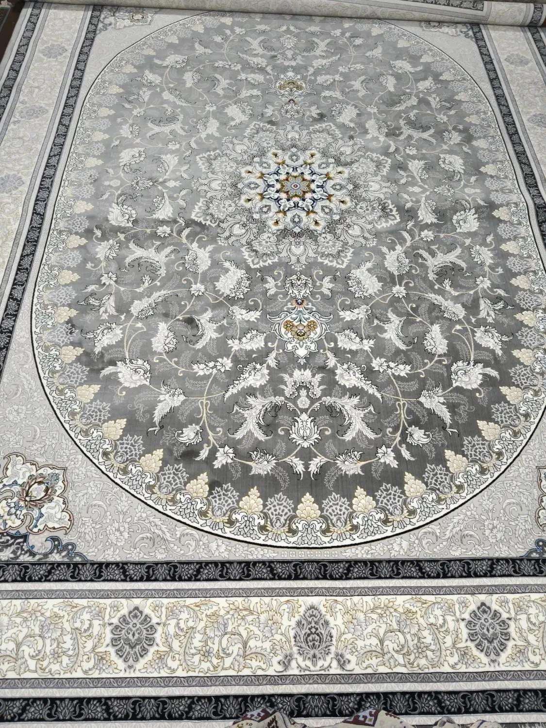 دو جفت فرش نونو طرح متفاوت|فرش|شیراز, کوزه گری|دیوار