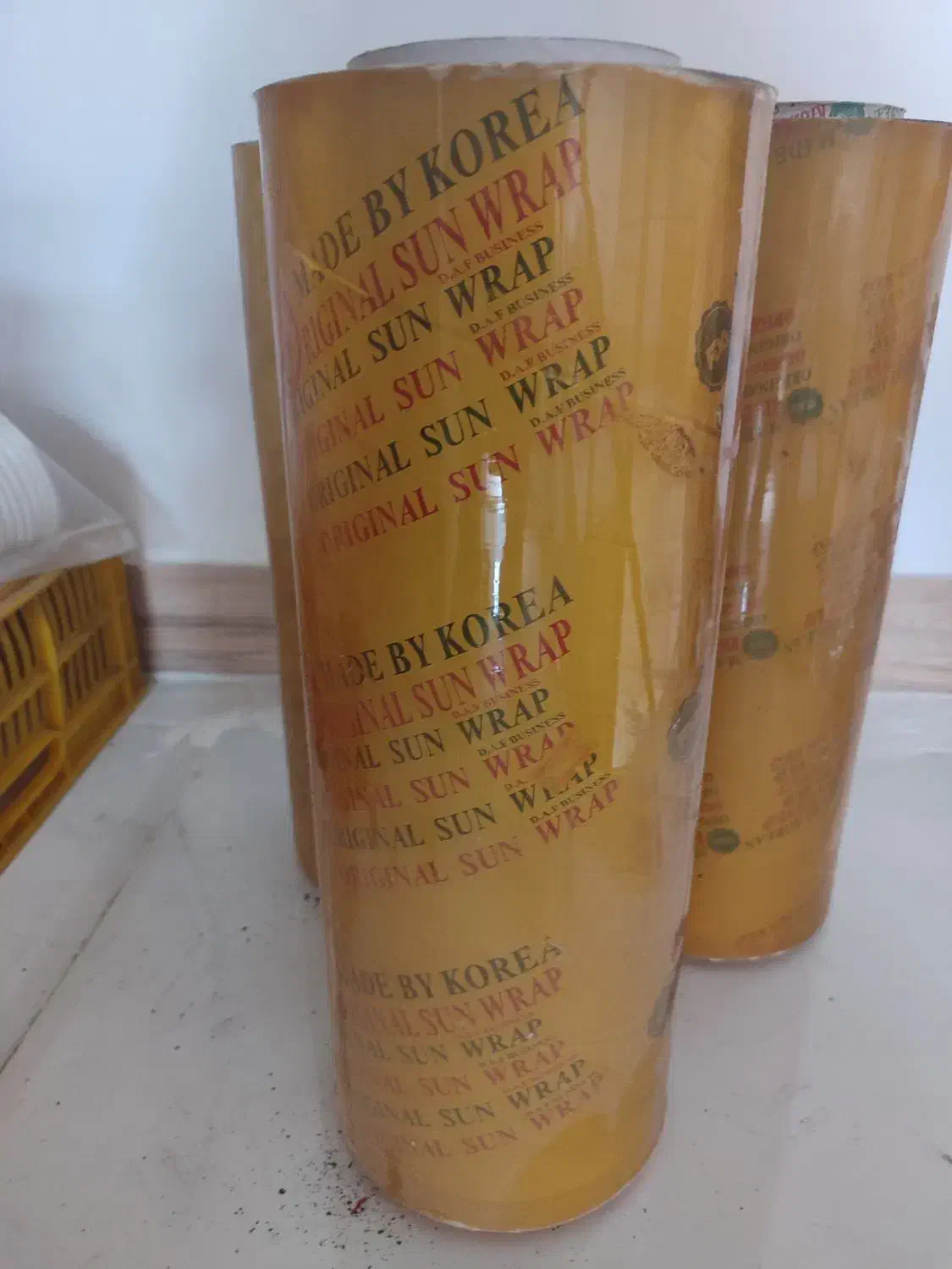 سلفون ۱۰۰۰متری سان رااپ کره|ظروف نگهدارنده، پلاستیکی، یک‌بارمصرف|هشتگرد, شهرک بار و بن|دیوار