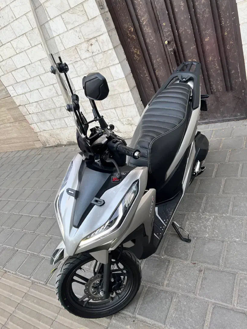 هندا کلیک ۱۵۰ اصلی تیتانیوم|موتورسیکلت|تهران, مینای شمالی (مخبر)|دیوار