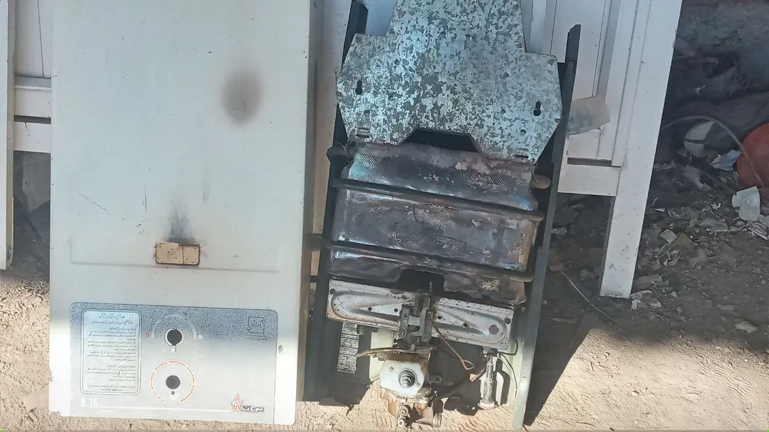 ابگرمکن‌‌دیواری‌b۱۵‌سالم|آبگرمکن، پکیج، شوفاژ|اردبیل, |دیوار