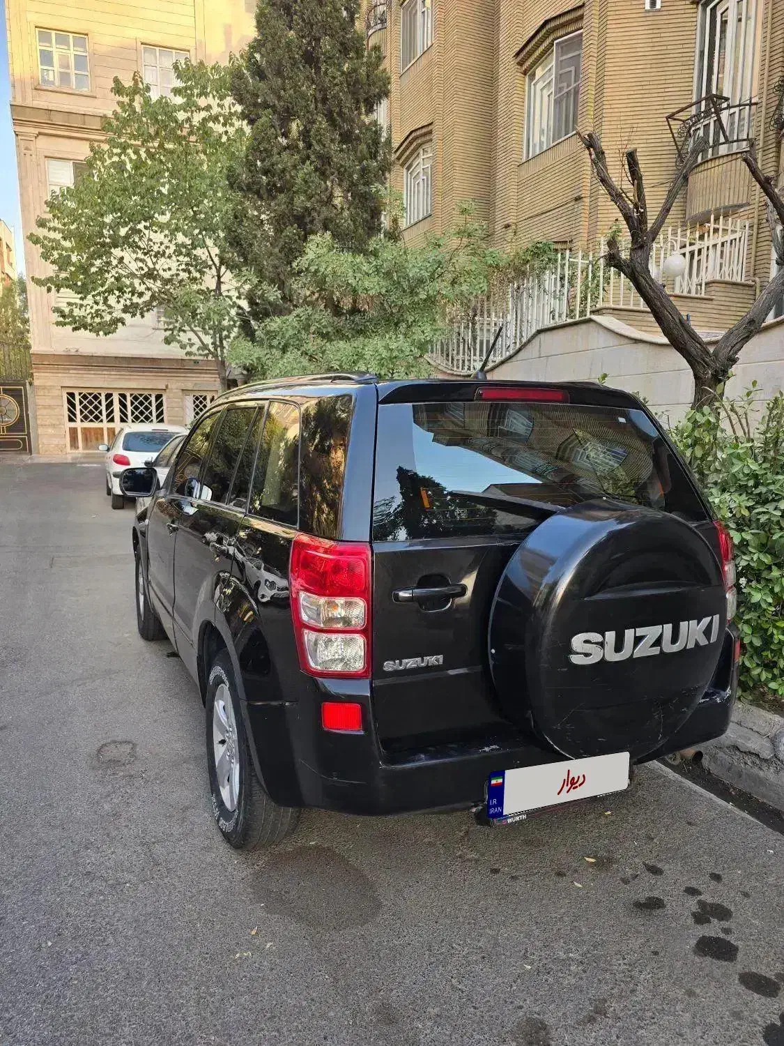 سوزوکی ویتارا ۸۷ اتومات ۲۰۰۰|خودرو سواری و وانت|تهران, گلستان (شهرک راه آهن)|دیوار