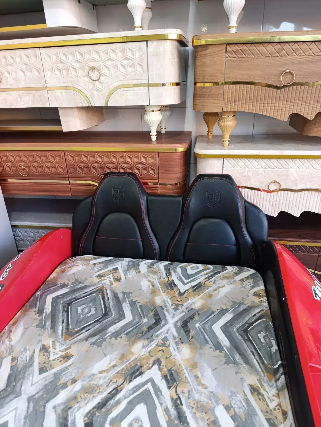 سرویس تخت و خواب یک نفره طرح ماشینی در حد صفر|تخت و سرویس خواب|مهاباد (آذربایجان غربی), |دیوار