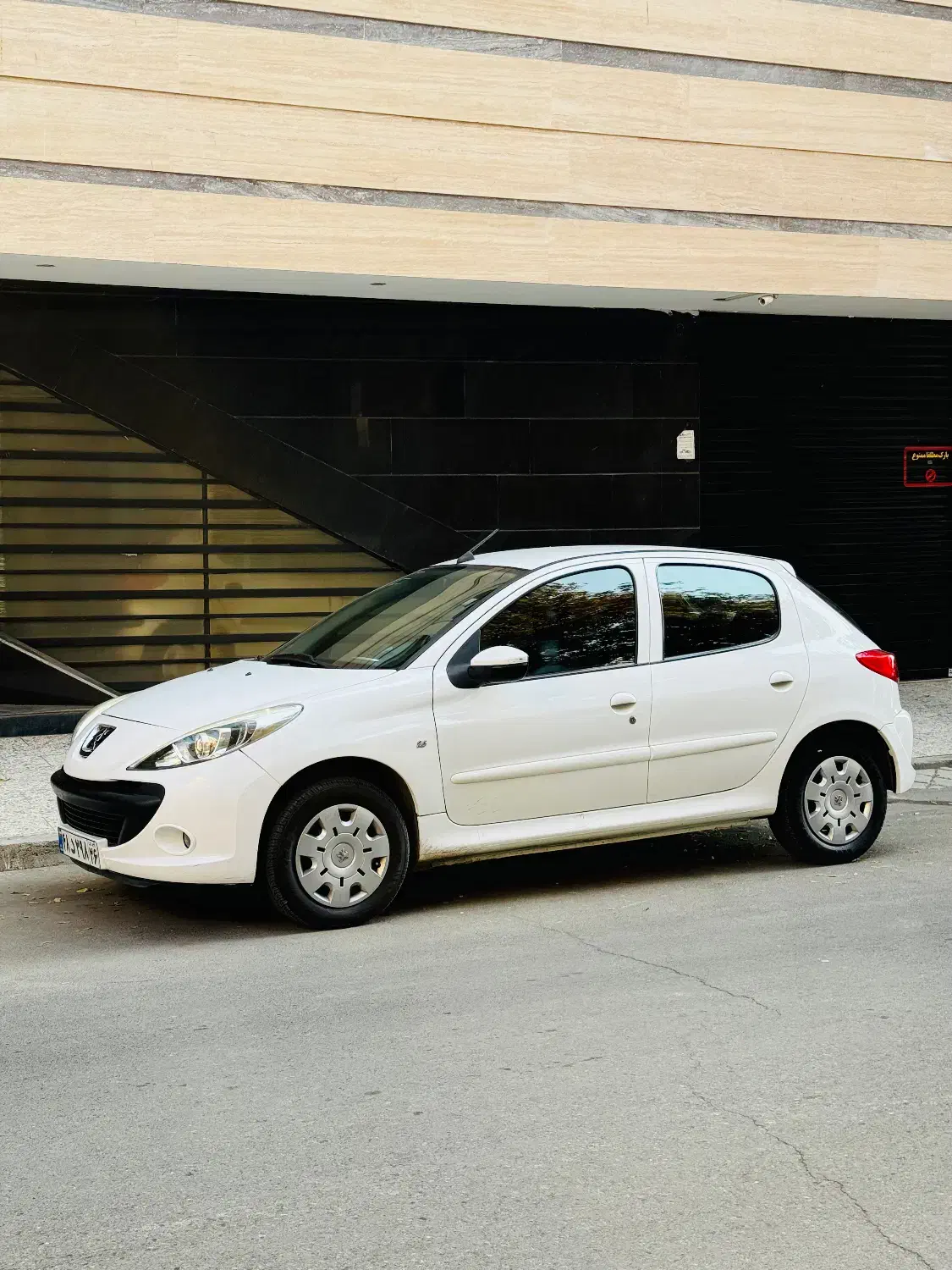 ۲۰۷ سفید|خودرو سواری و وانت|مشهد, گوهرشاد|دیوار