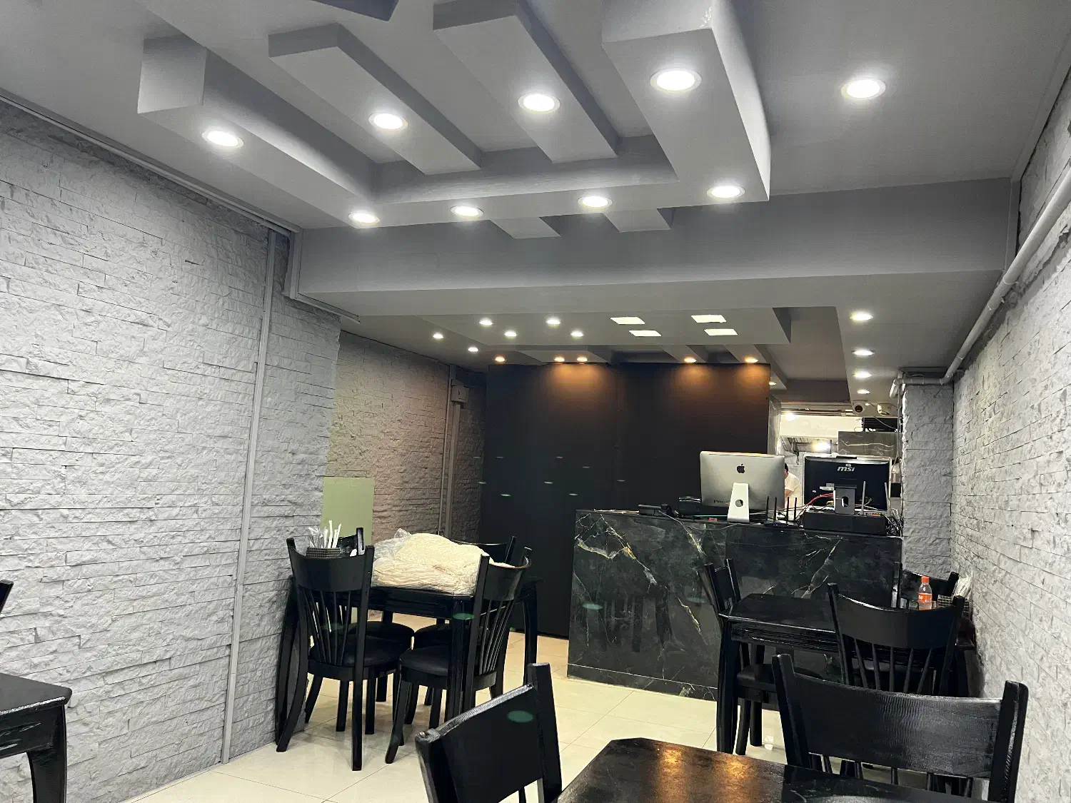 نیروی کار|استخدام خدمات فروشگاه و رستوران|رشت, گلسار|دیوار