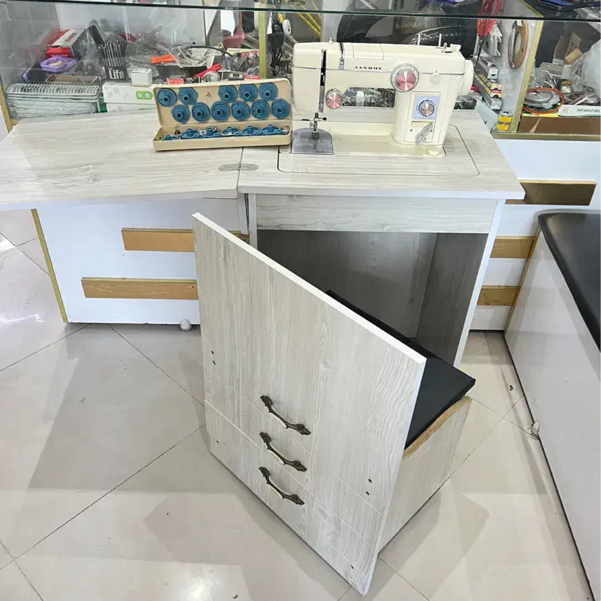 چرخ ژانومه 802 با میز و ژتون مادگی در حد نو|چرخ خیاطی و ریسندگی|محمدشهر, محمدشهر|دیوار