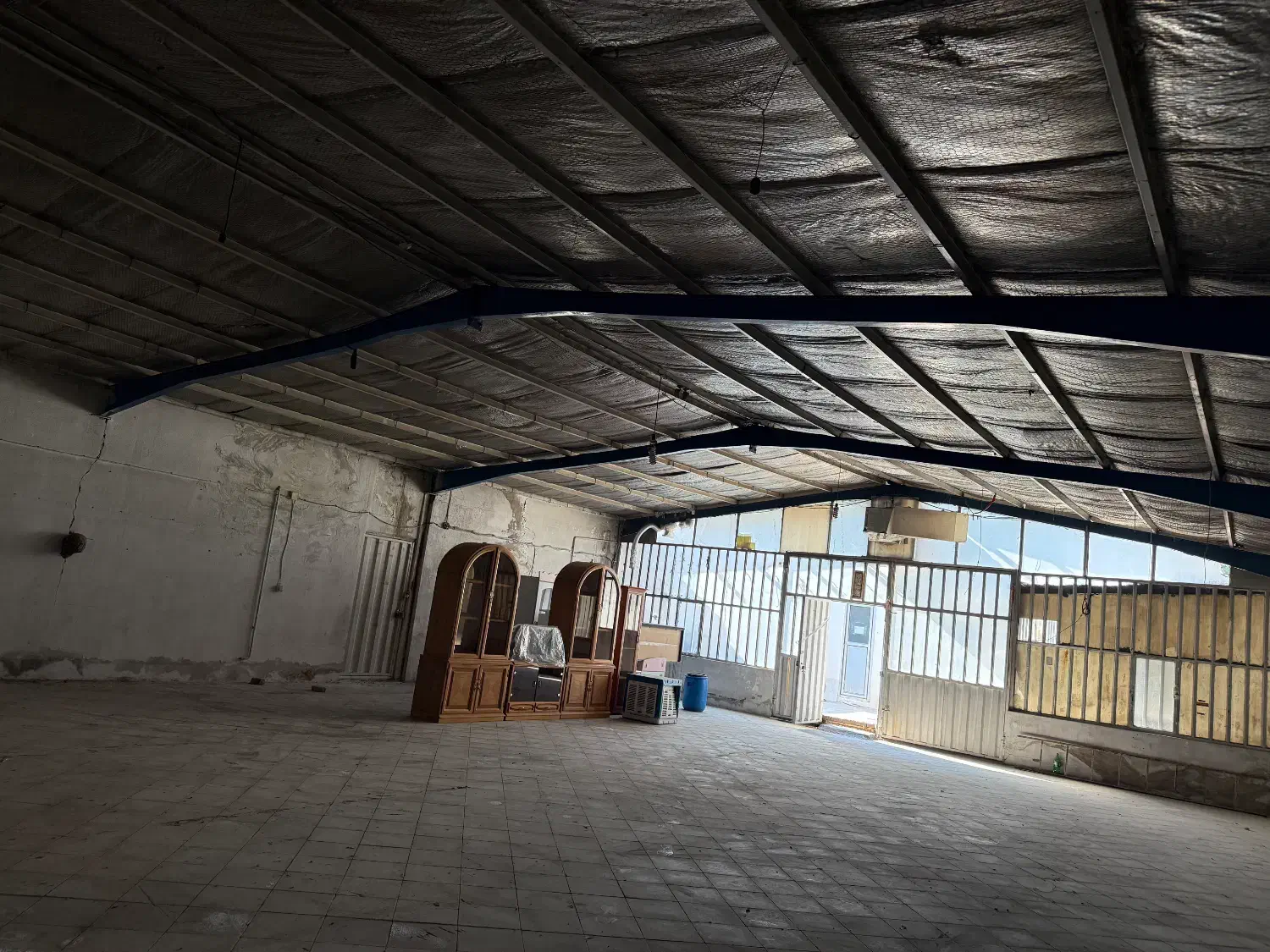 اجاره سالن ۲۰۰ متری|اجارهٔ دفتر صنعتی، کشاورزی، تجاری|شهریار, کهنز|دیوار