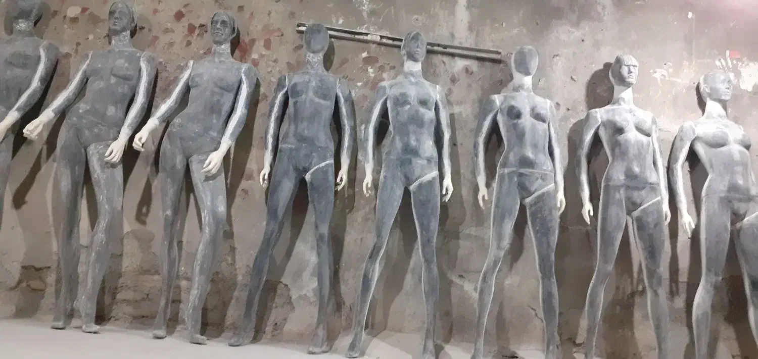 تولیدی مانکن زنانه مردانه بچگانه|فروشگاه و مغازه|تهران, میرداماد|دیوار