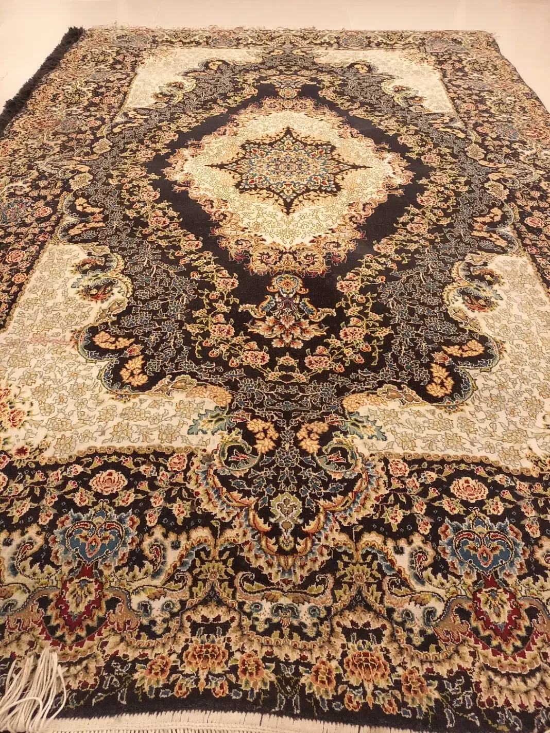 فرش۱۰۰۰ شانه|فرش|گرگان, |دیوار