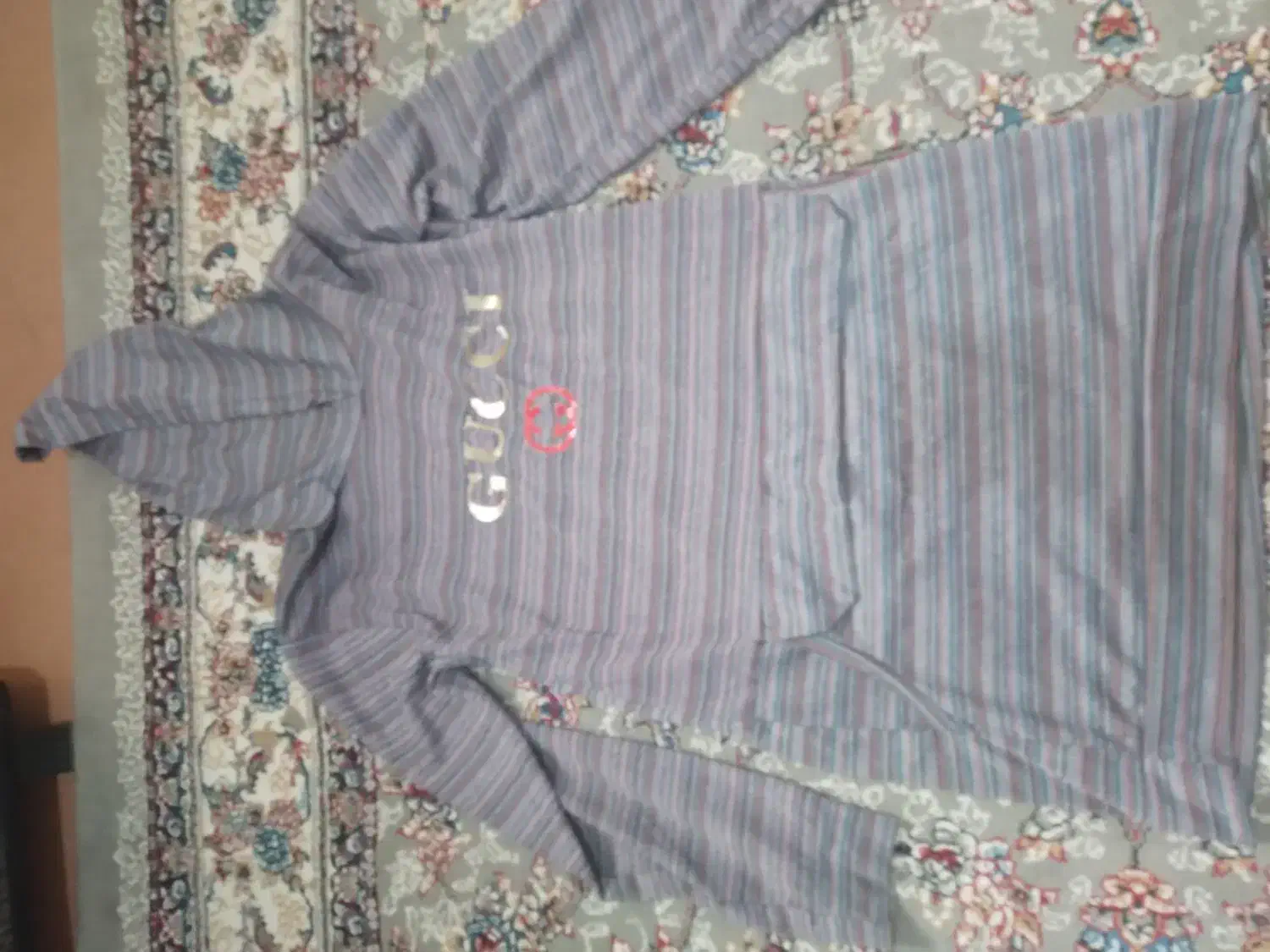 پافر و یه سری لباس در حد نو ۵۰ تومان|لباس|رشت, نامجو|دیوار