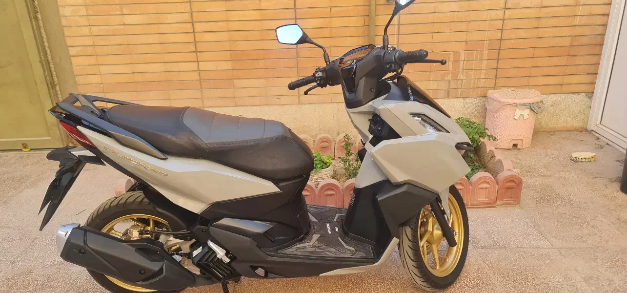 هوندا کلیک ۱۶۰ اصل تایلند|موتورسیکلت|اصفهان, پروین|دیوار