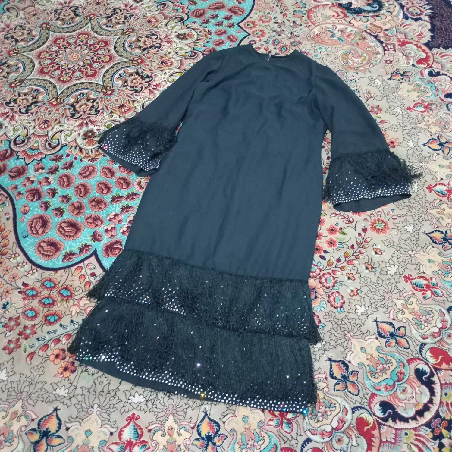 لباس در حد نو|لباس|شیروان (خراسان), |دیوار