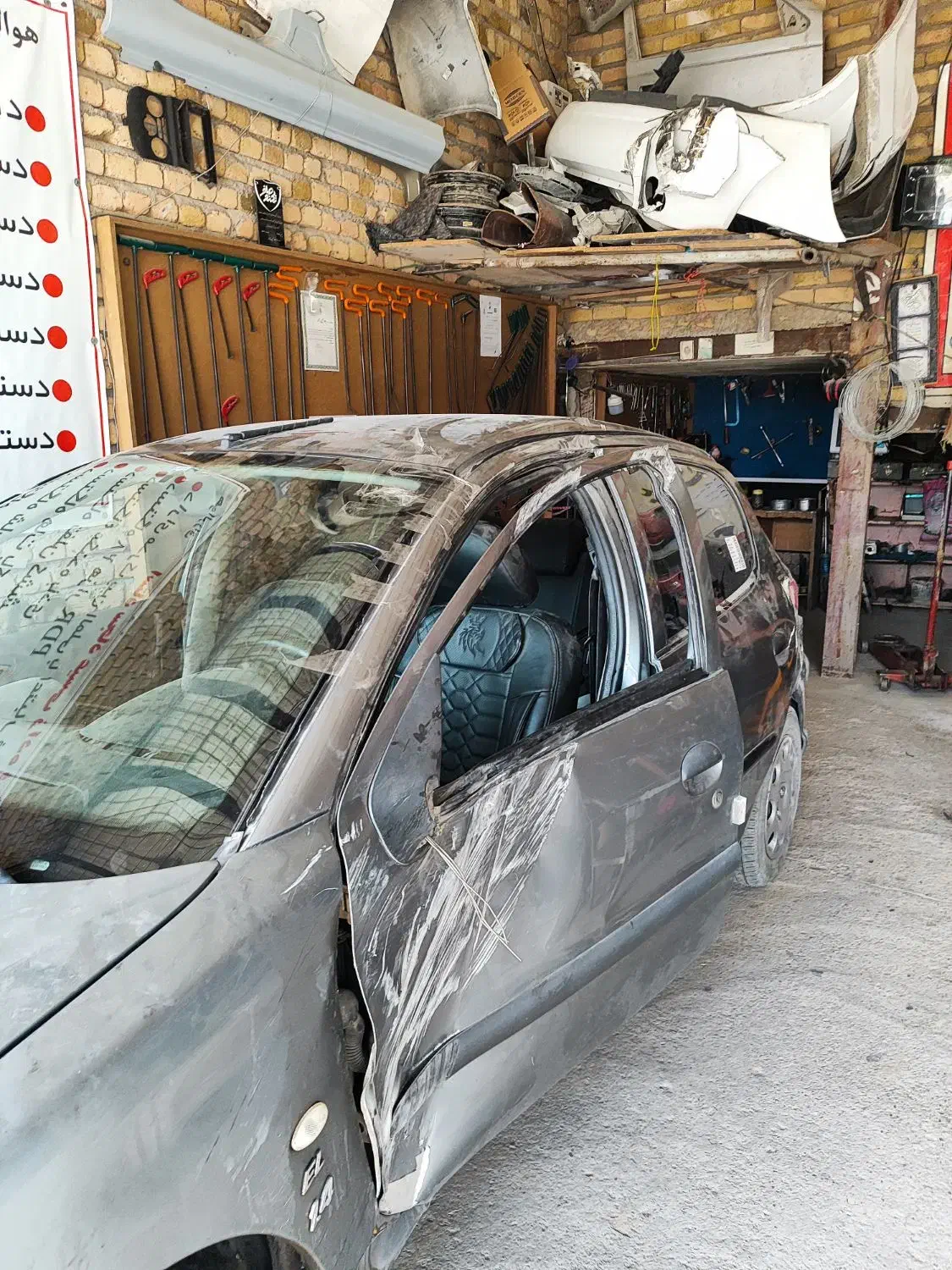 نیازمند شاگرد صافکار هستیم|استخدام صنعتی، فنی، مهندسی|خرمآباد, |دیوار