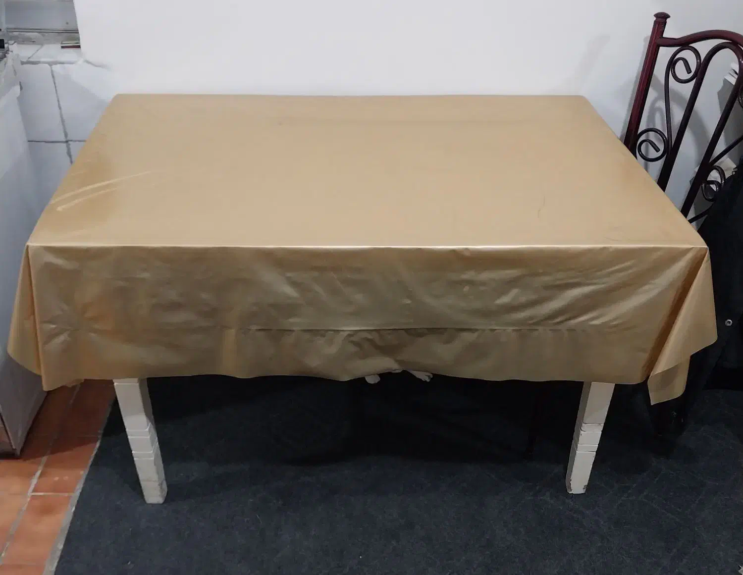 میز چوبی سفید|میز و صندلی غذاخوری|گرگان, |دیوار