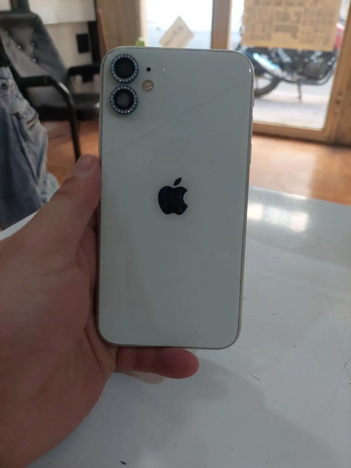 11 256G|موبایل|تهران, کیانشهر|دیوار