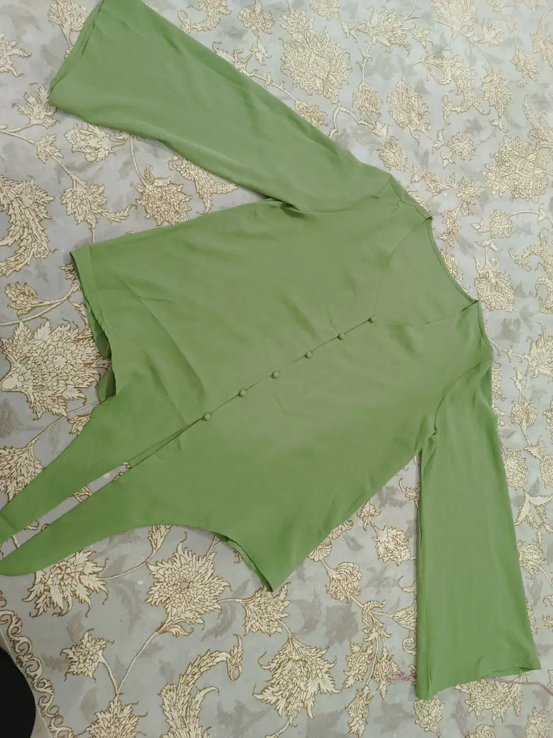 شومیز زنانه نو|لباس|رباط‌کریم, رباط‌کریم|دیوار