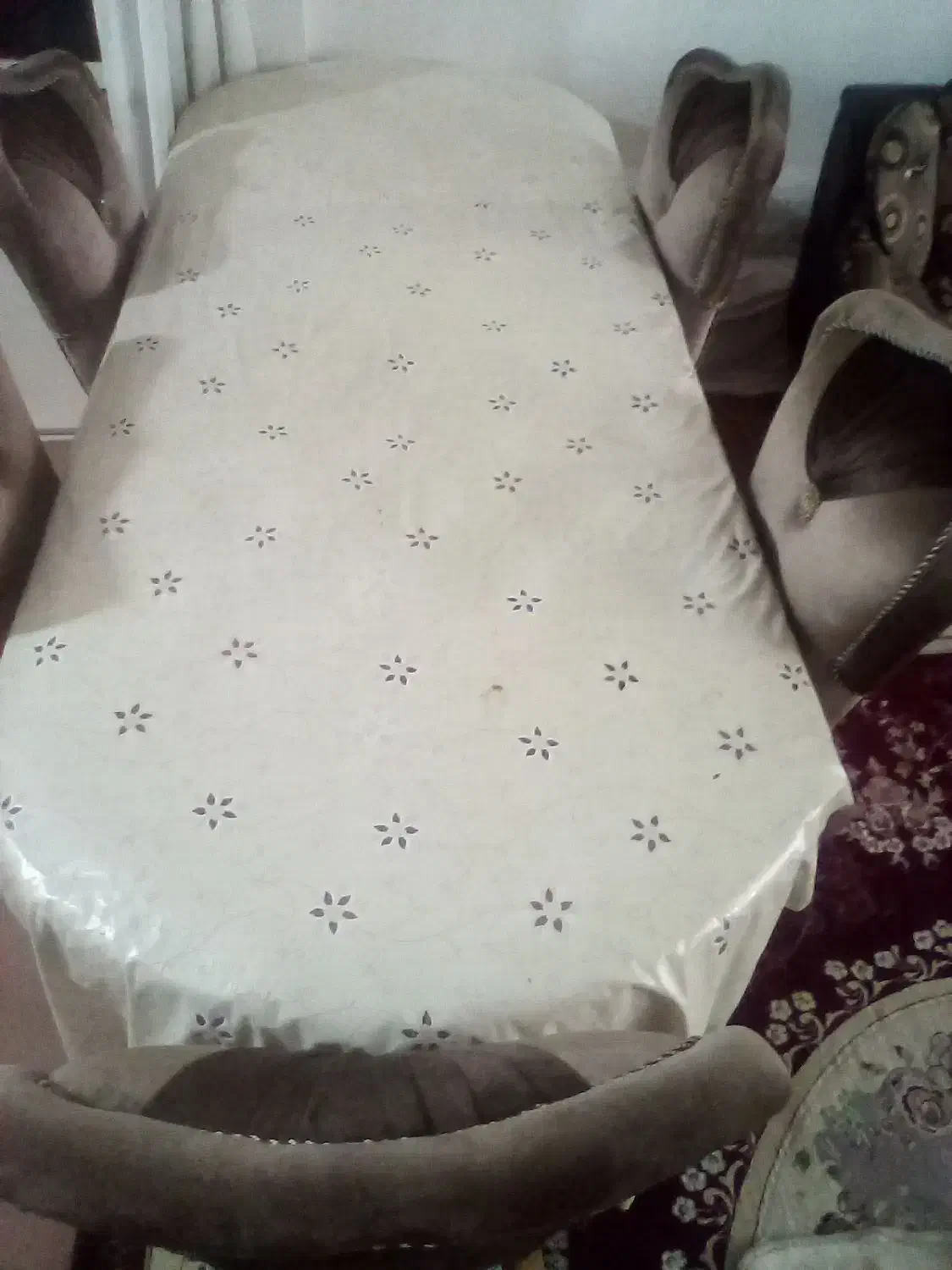 نهار خوری|میز و صندلی غذاخوری|برخوار, |دیوار