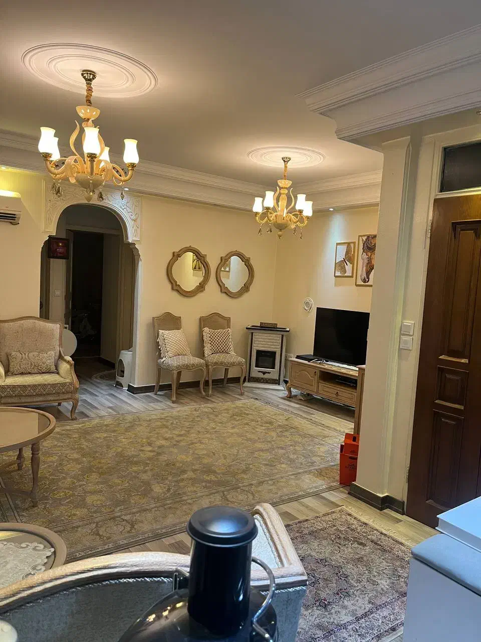 ۷۳ متر دو خواب بسیار شیک طبقه ۳